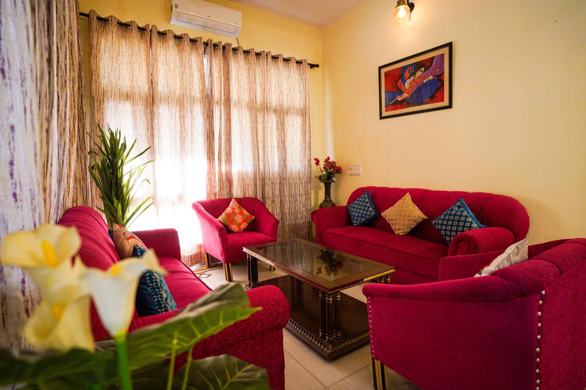 Hotel Neeraj Bhawan- Triveni Ghat Rishikesh Bagian luar foto