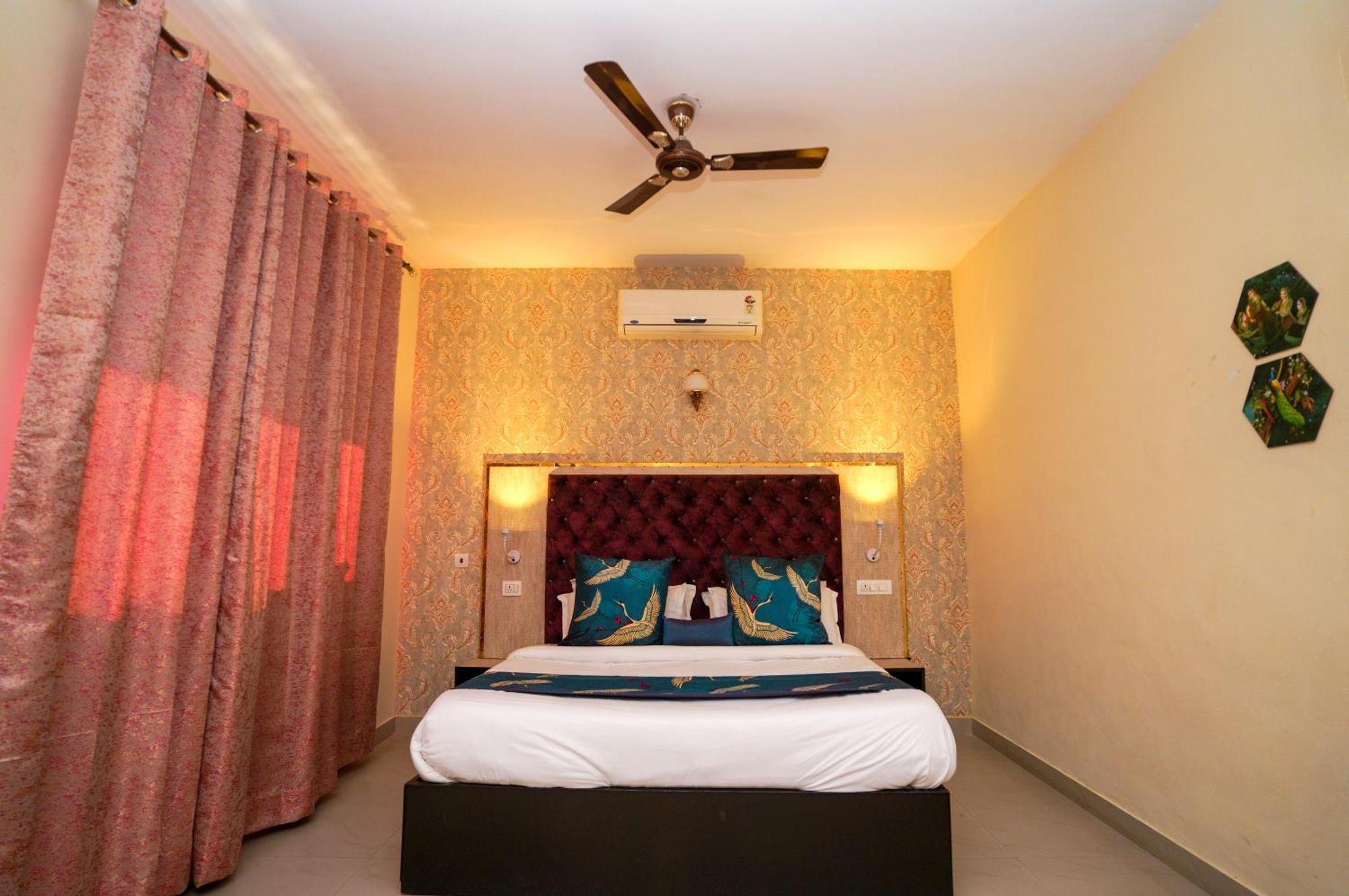 Hotel Neeraj Bhawan- Triveni Ghat Rishikesh Bagian luar foto